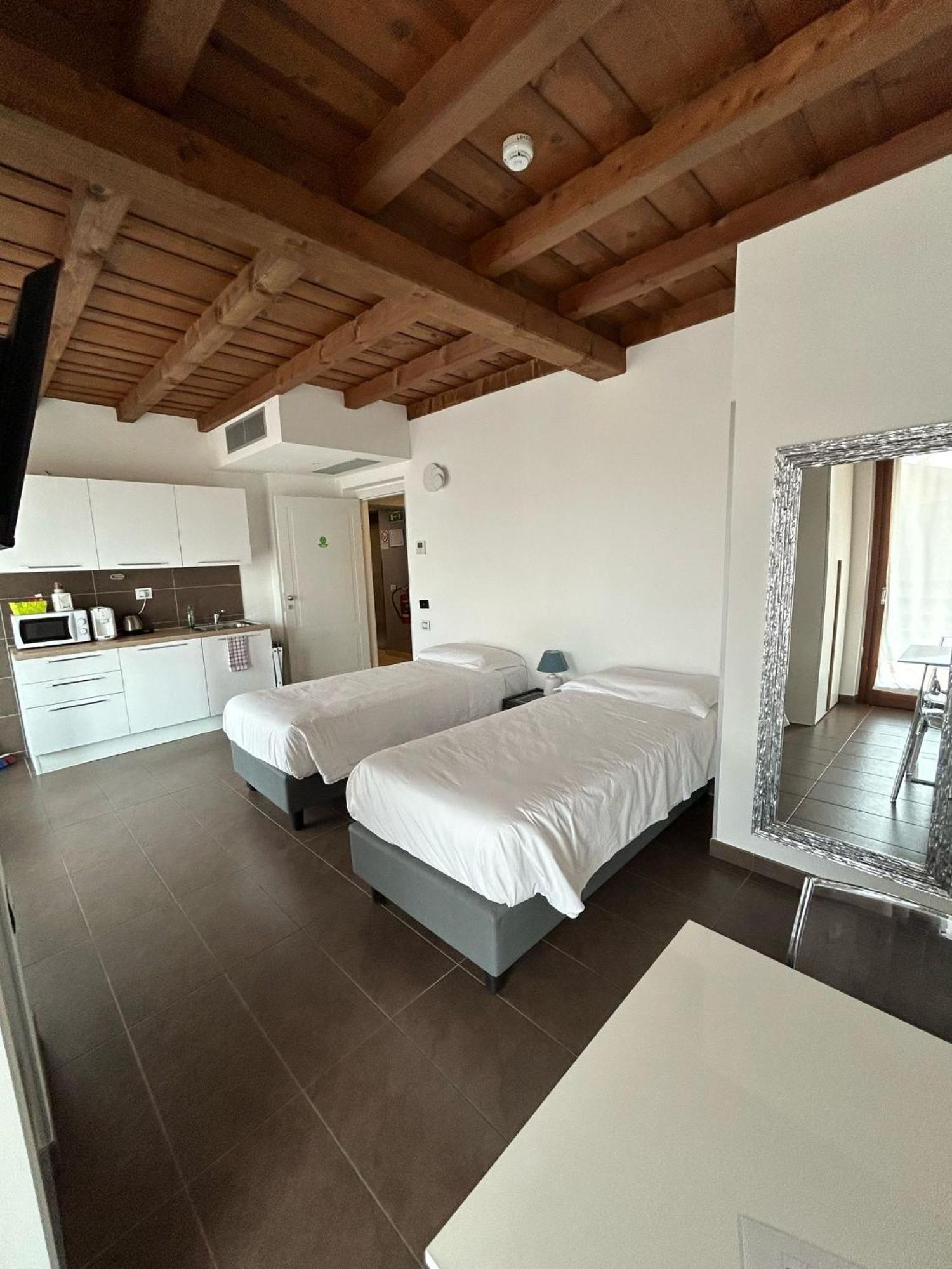 Bes Residence Bergamo Polaresco Luaran gambar